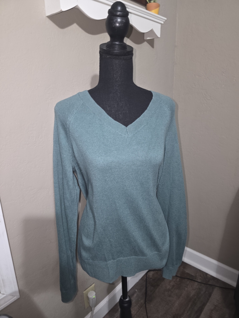 Lucky Brand Women's Teal V-Neck Sweater